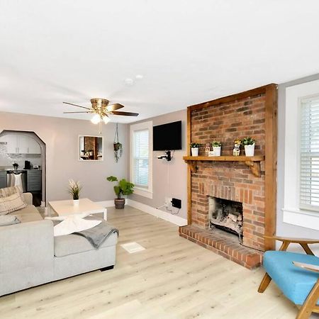 Cozy Bungalow With Patio & Grill, Private And Location Tampa Eksteriør billede