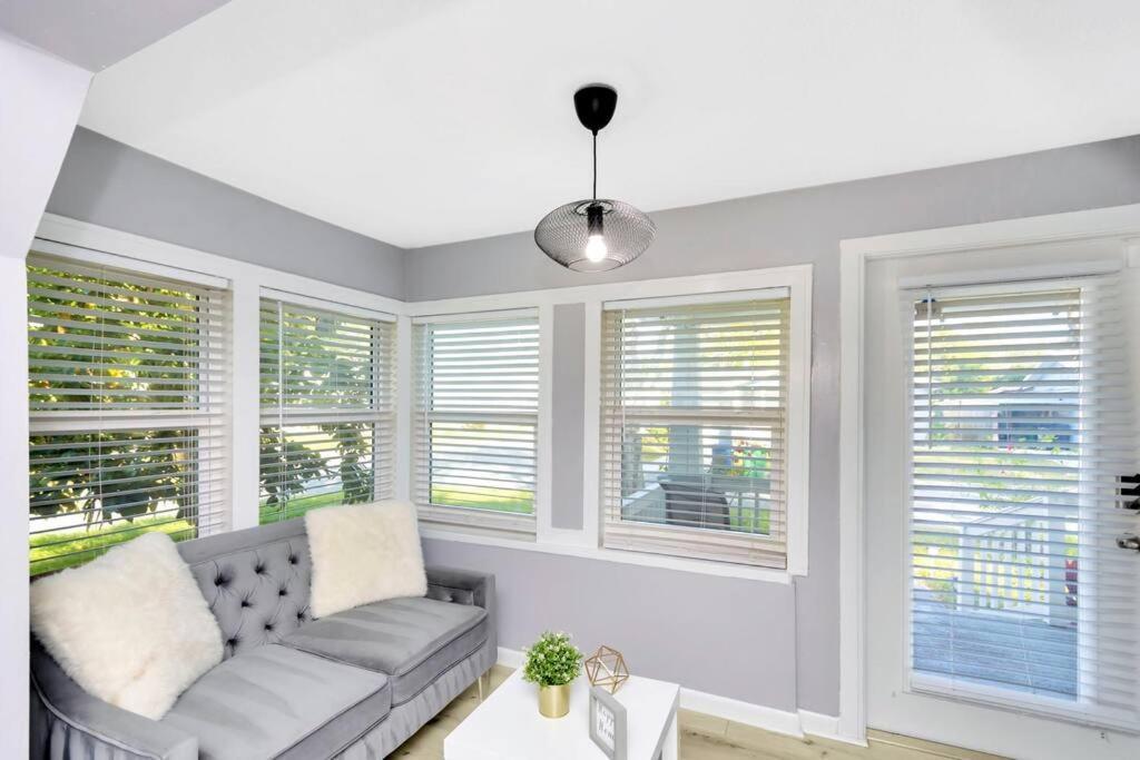Cozy Bungalow With Patio & Grill, Private And Location Tampa Eksteriør billede