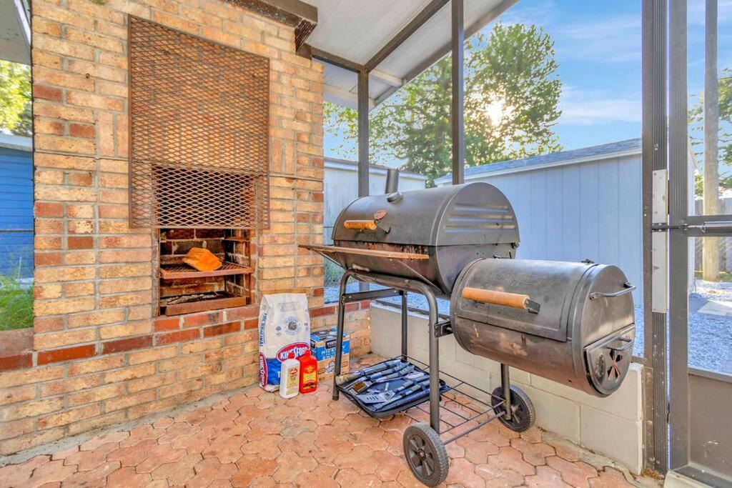 Cozy Bungalow With Patio & Grill, Private And Location Tampa Eksteriør billede