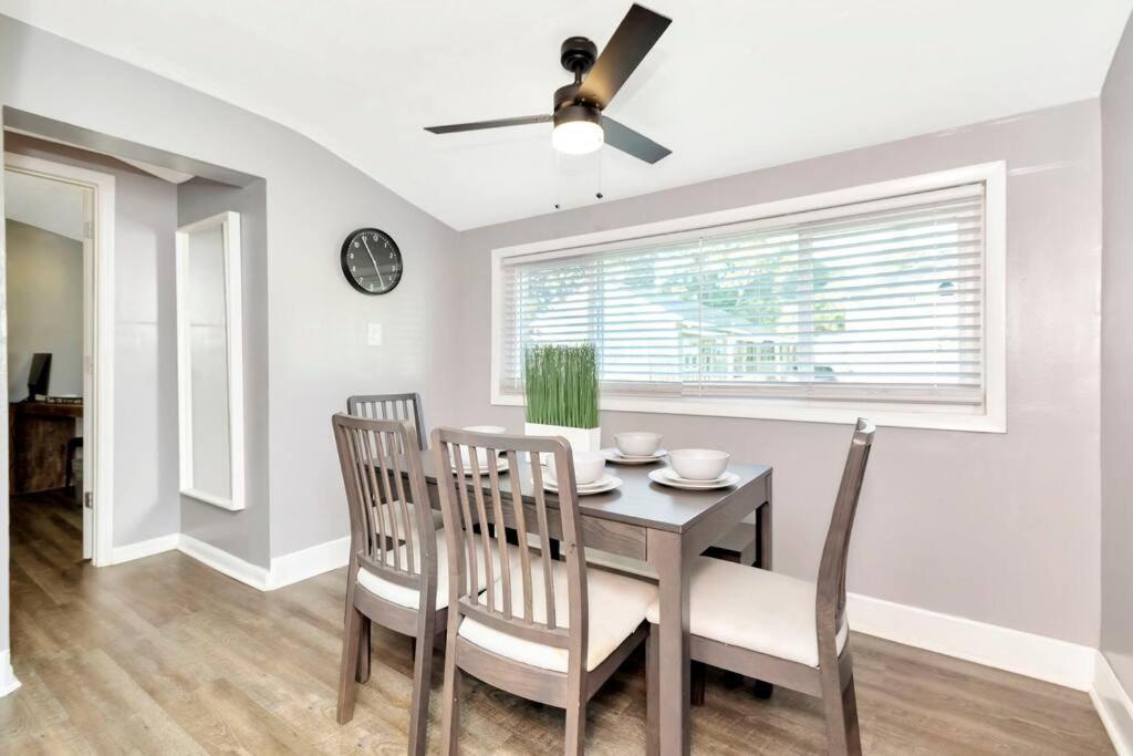 Cozy Bungalow With Patio & Grill, Private And Location Tampa Eksteriør billede