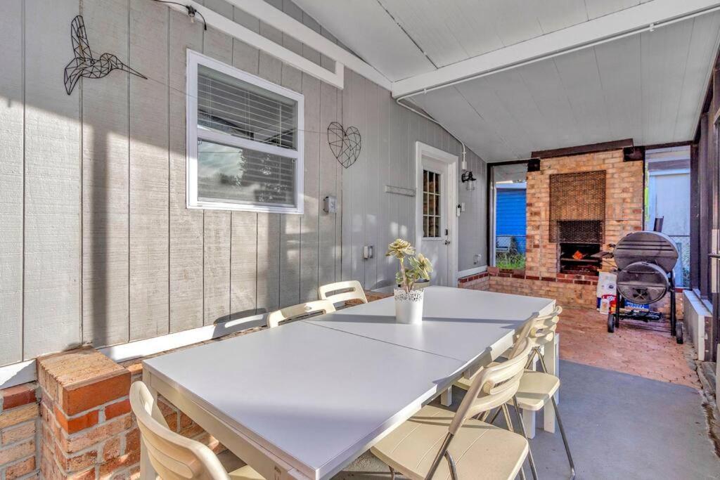 Cozy Bungalow With Patio & Grill, Private And Location Tampa Eksteriør billede