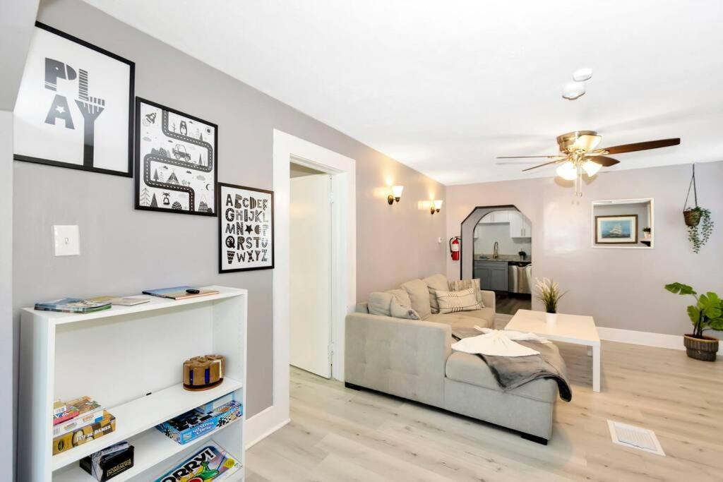Cozy Bungalow With Patio & Grill, Private And Location Tampa Eksteriør billede